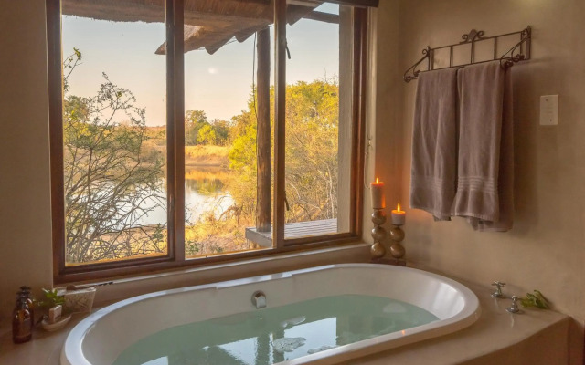 Waterbuck Game Lodge