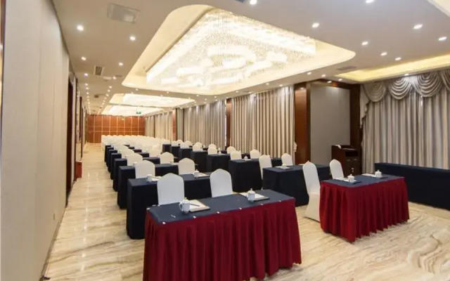 GreenTree Eastern Yibin Yijian Road New City Plaza