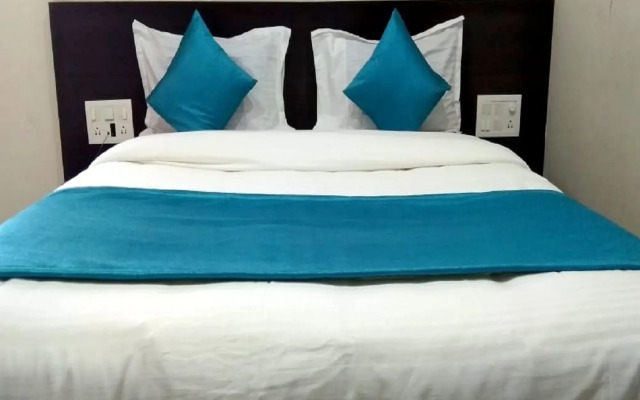 Hotel Gayatri by Sky Stays