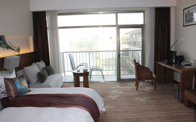 Pingtian Peninsula Hotel