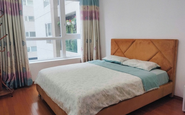 Luxury 2 bedroom Apartment Sky Center – Guest Rooms – Ho Chi Minh City