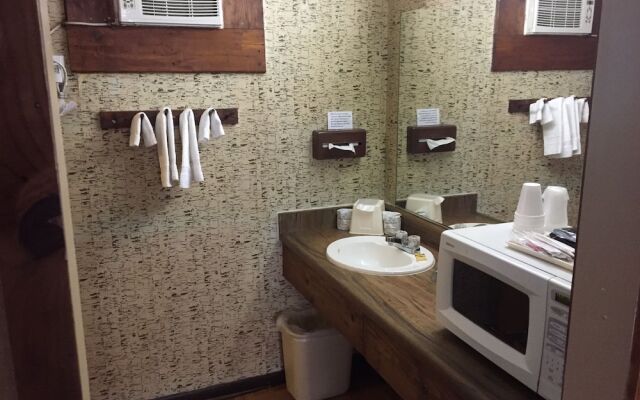 Holiday Lodge