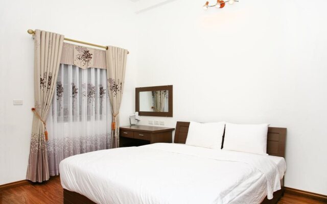 Bluebell Hotel 1