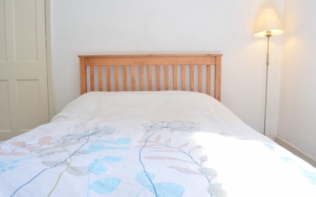 Stunning 2 Bedroom Flat In Balham With Private Garden