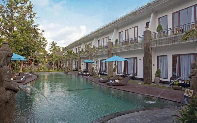Ubud Raya Hotel