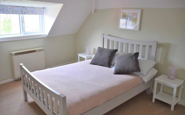 Charming 3-bed Apartment in Talgarth Powys