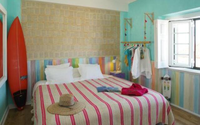 Chill In Ericeira Surf House