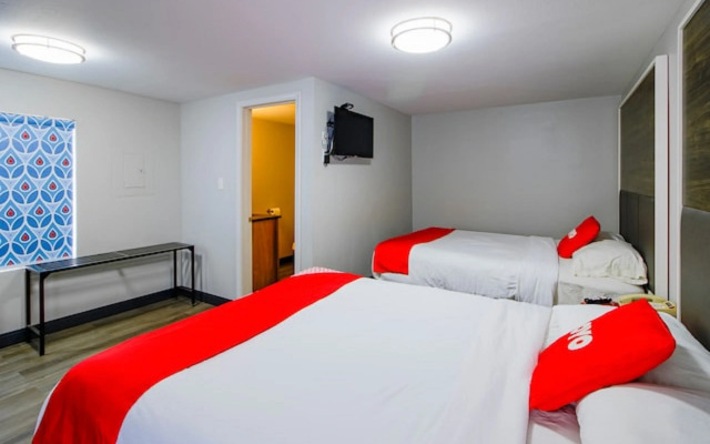 OYO Hotel Sulphur LA Hwy 90 West