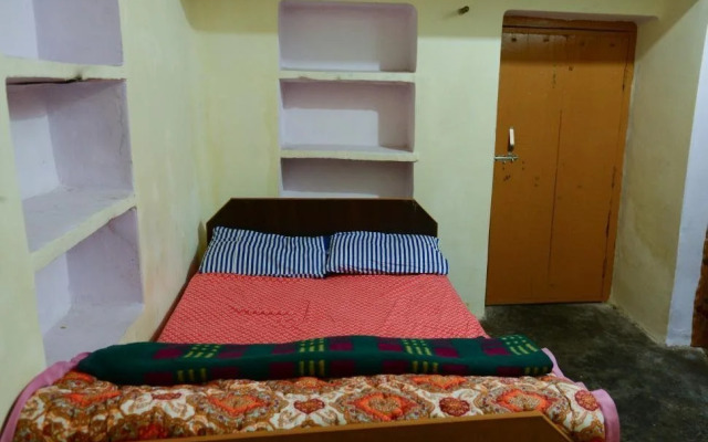 Banaras Paying Guest House