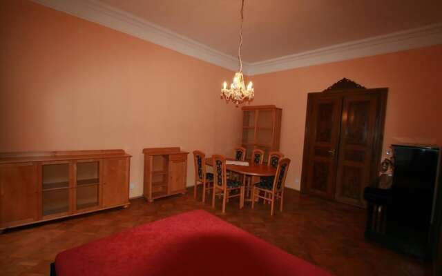 Apartment Mala Strana Petrinska