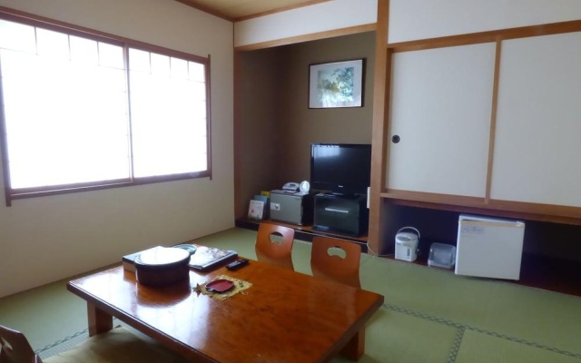 Romantopia, A Landscape of Forest and Stars, The Swan, Hotel of Stars – Guest Rooms – Hirosaki