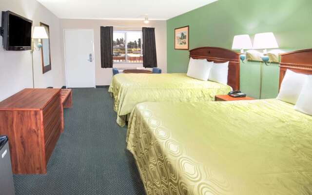 Days Inn by Wyndham Ontario Airport