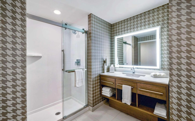 Home2 Suites by Hilton Minneapolis Downtown, MN