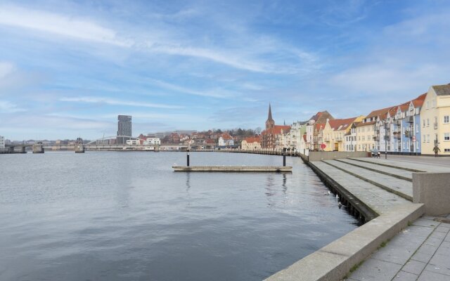 Harbour Walk
