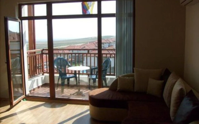 4Star Top Floor Apartment With Sea Views
