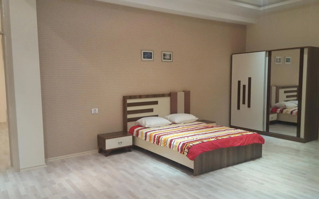 Charming 2 Bedroom Apartment near the City's Biggest Mall