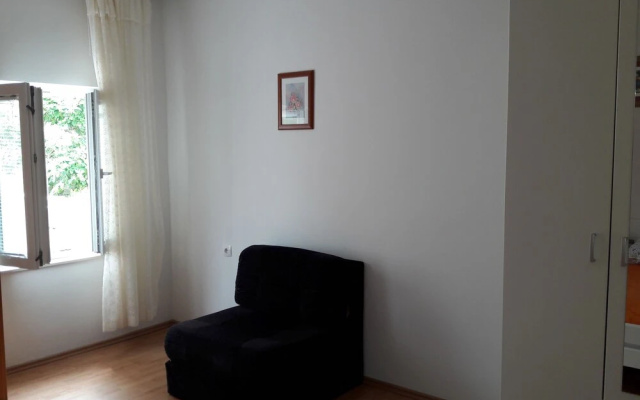 Apartments Metajna X