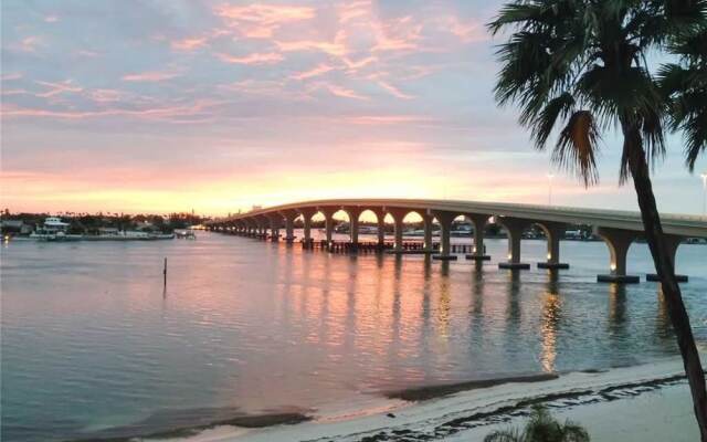 Isla Bahia Vista 10-425