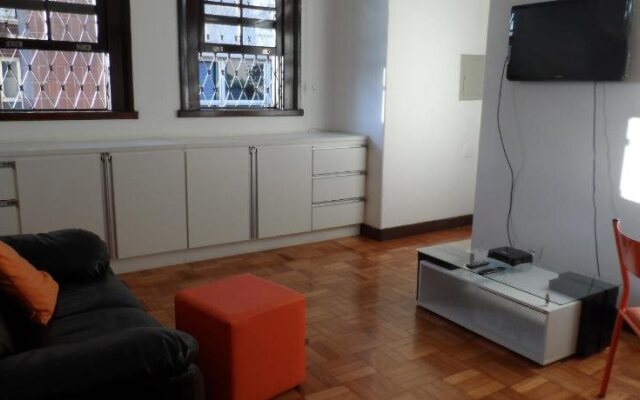 Laranja Mecânica Hostel & Pousada