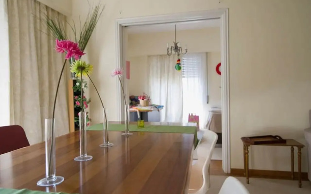 Luxury Sunny 150m2 Flat at the Heart of History