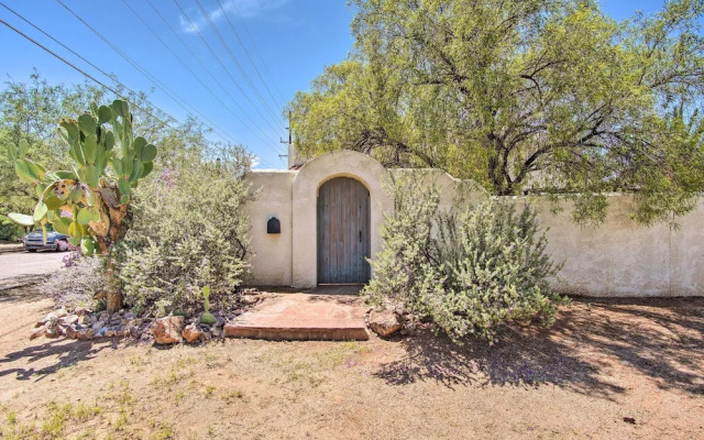 Tucson Historic Home: Fenced Yard + Desert Views!