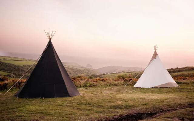 Ocean View Shanti Tipi 1