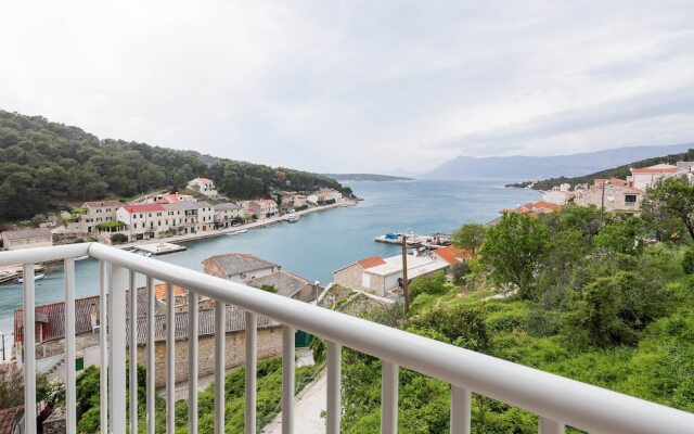 Apartments Marija Brac