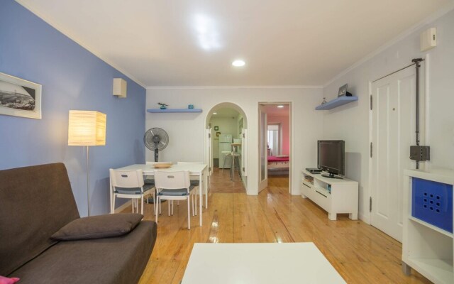 Colorful 1Br Apt - 15 Mins To Castelo De S. Jorge