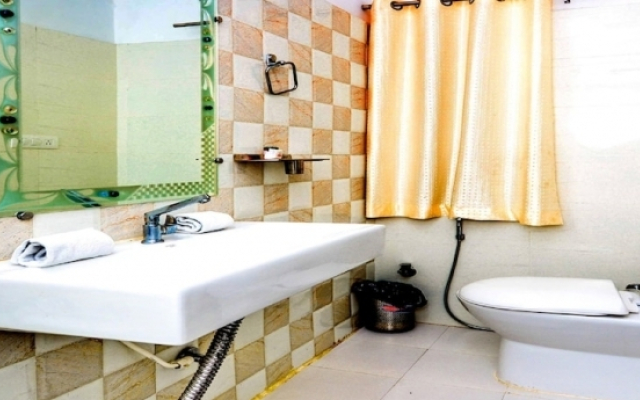 Hotel Mubarak by OYO Rooms