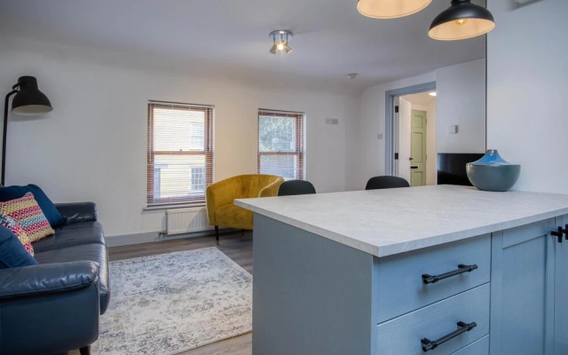 Sandy Steps - 1 Bedroom Apartment - Tenby