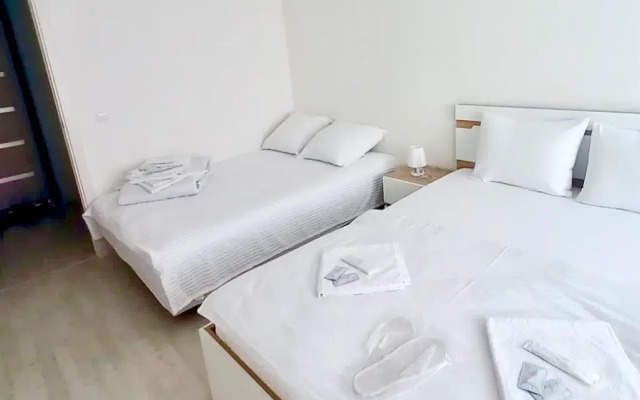 Апартаменты на улице Фомушина 13