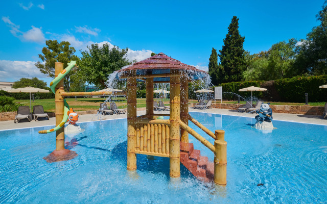 Protur Badia Park Aparthotel