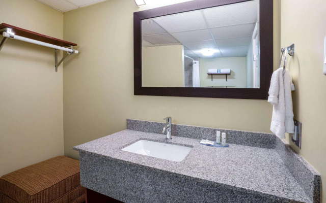 Thriftlodge by Wyndham Regina North