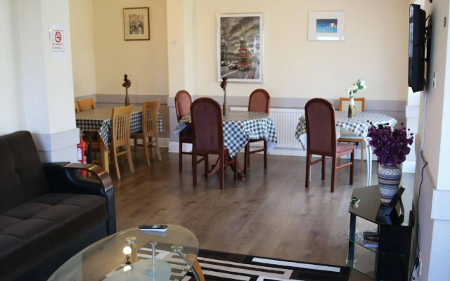 Manor House London