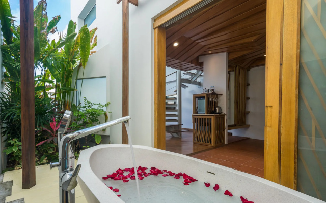 White Sand Samui Resort