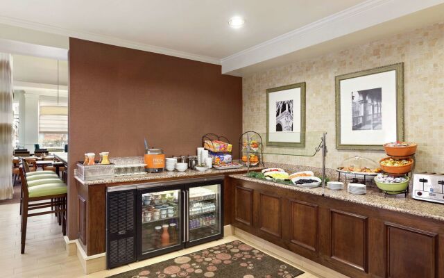 Hilton Garden Inn Shelton