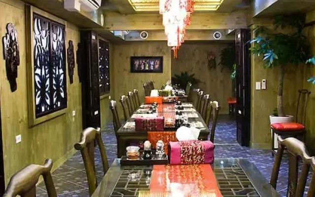 Chuncheon Central Hotel