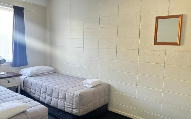 Kowhai & Colonial Motel – Guest Rooms – Rotorua