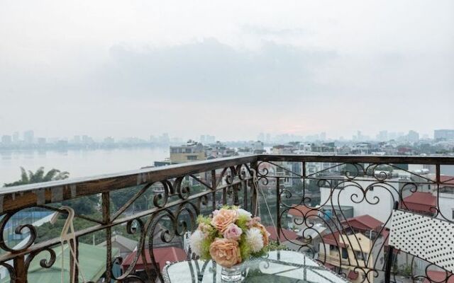 West Lake Lotus Serviced Apartment