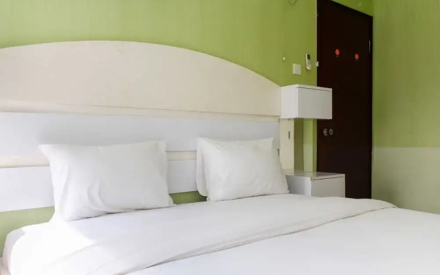 Cozy Stay 2Br Ancol Marina Apartment