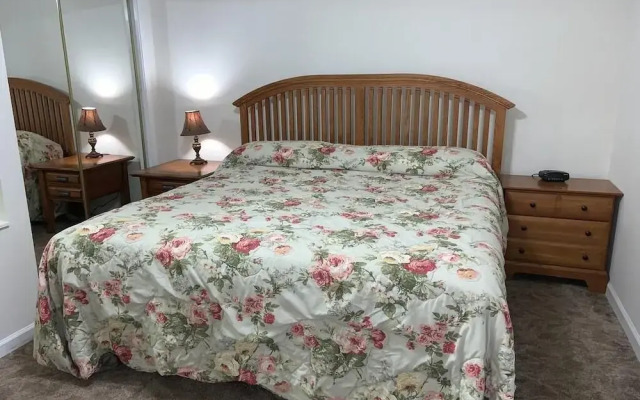 Whispering Pines 524