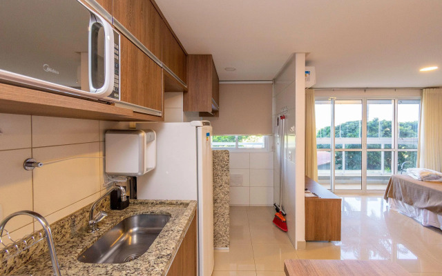 Studio Aconchegante com vista para Piscina. Edifício The Expression - Setor Bueno - TH206