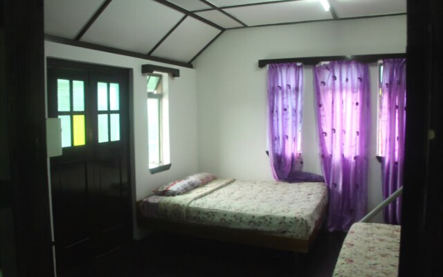 De' Native Guest House - Hostel