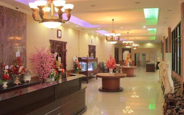 Imelda Hotel - Waterpark - Convention