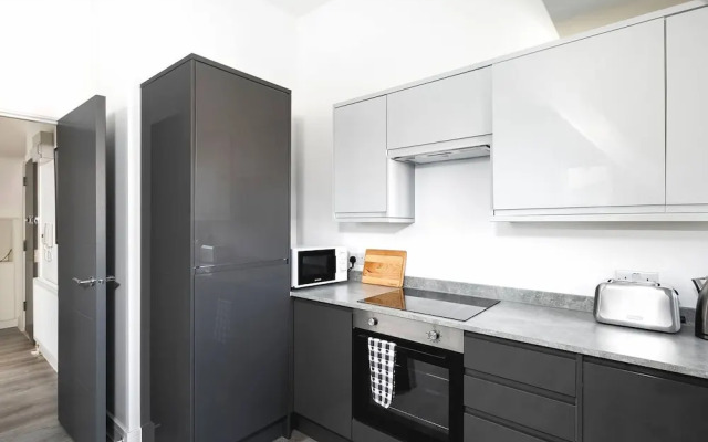 Skyvillion -vineyard Court- Enfield 1bed With Balcony