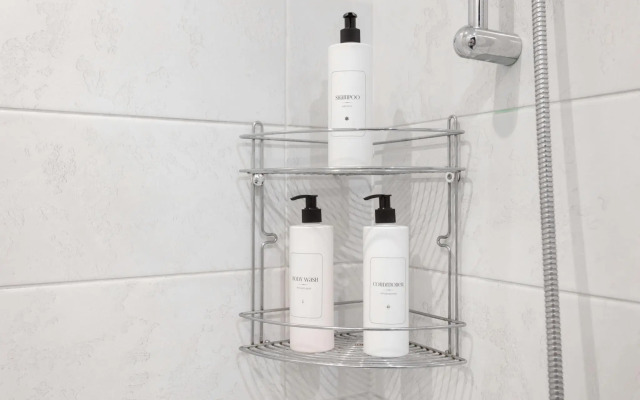 Pronina Aparts (Пронина Апартс) на дороге Кушелевская