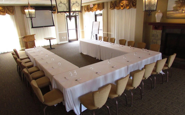 Calabogie Peaks Hotel, Ascend Hotel Collection