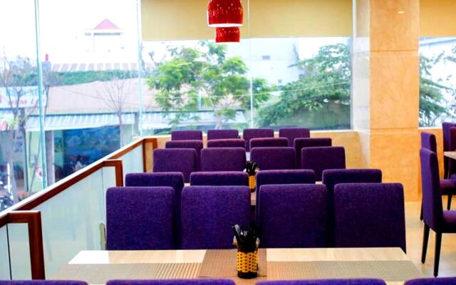 Huong Son Hotel