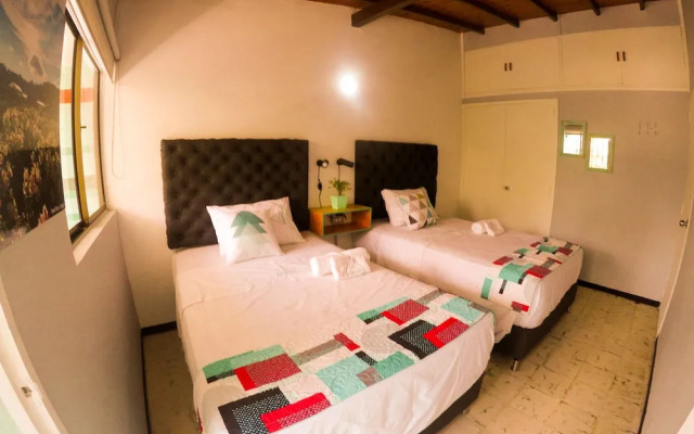 Pandora's House Coliving community, Strategic location, High Performance Wifi