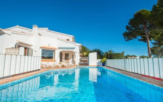 Abahana Villas Dorothea